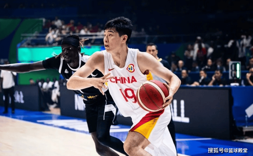 斯图加特发布备战花絮，集结日造点机会，CBA季后赛任务艰巨，球探报告显示潜力的简单介绍